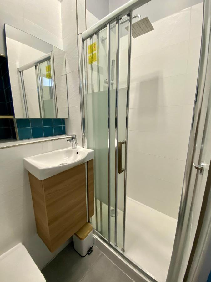 Apartment Aboukir 1 *