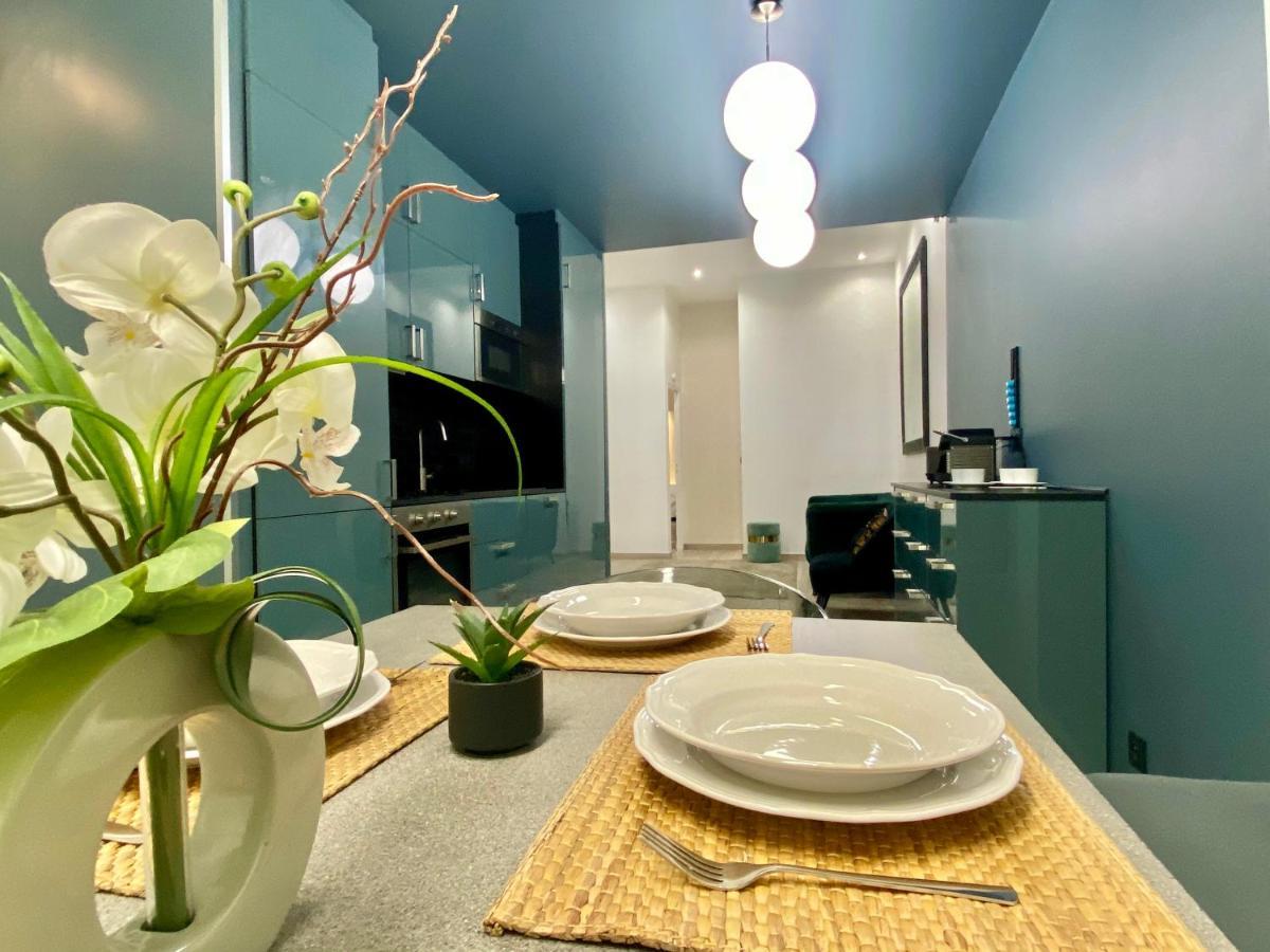 République Appartement Paris