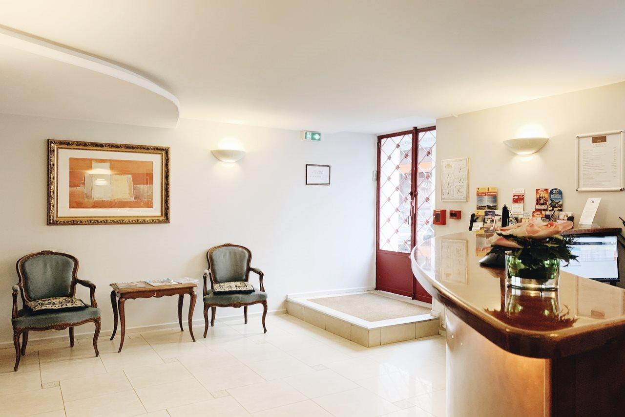 Bellevue Montmartre Hotel