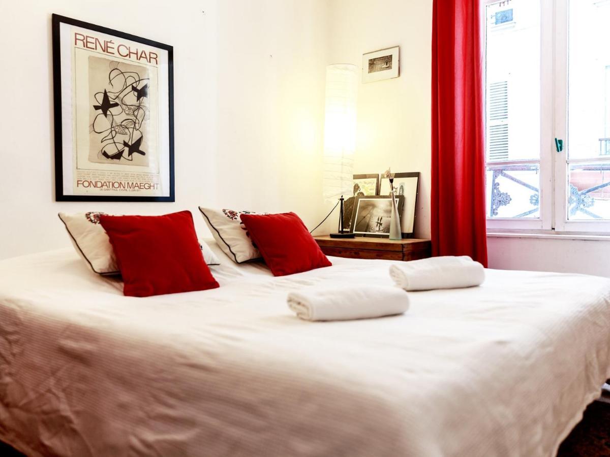 Montmartre Monet Apartment Paris
