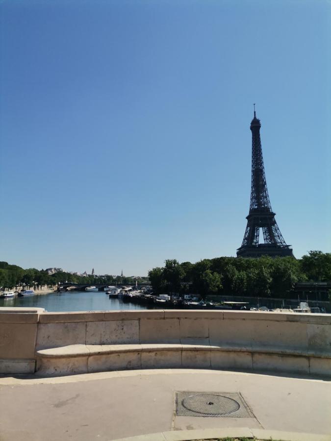 Apartment Toureifelchampselysee Paris