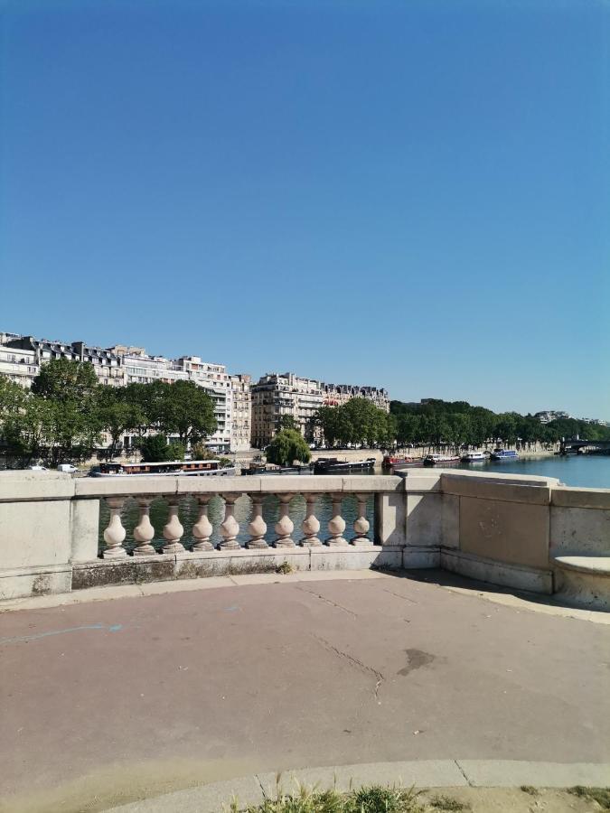 Apartment Toureifelchampselysee Paris