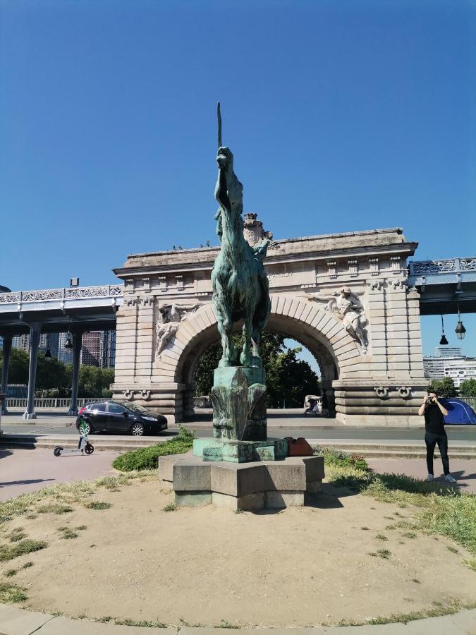Toureifelchampselysee *