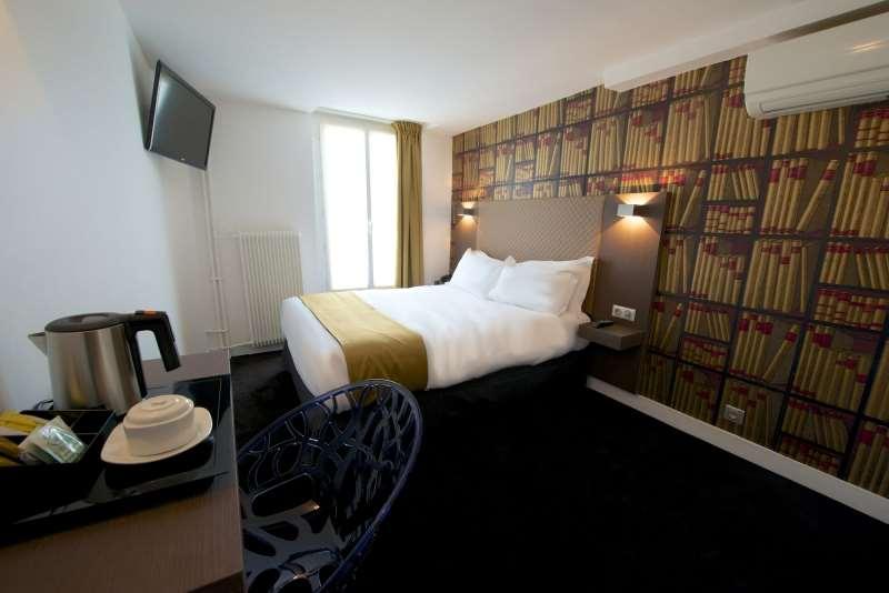 De La Gaîté Hotel 3*