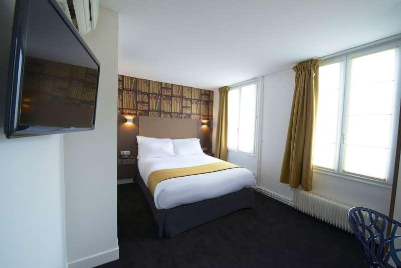 De La Gaite Paris