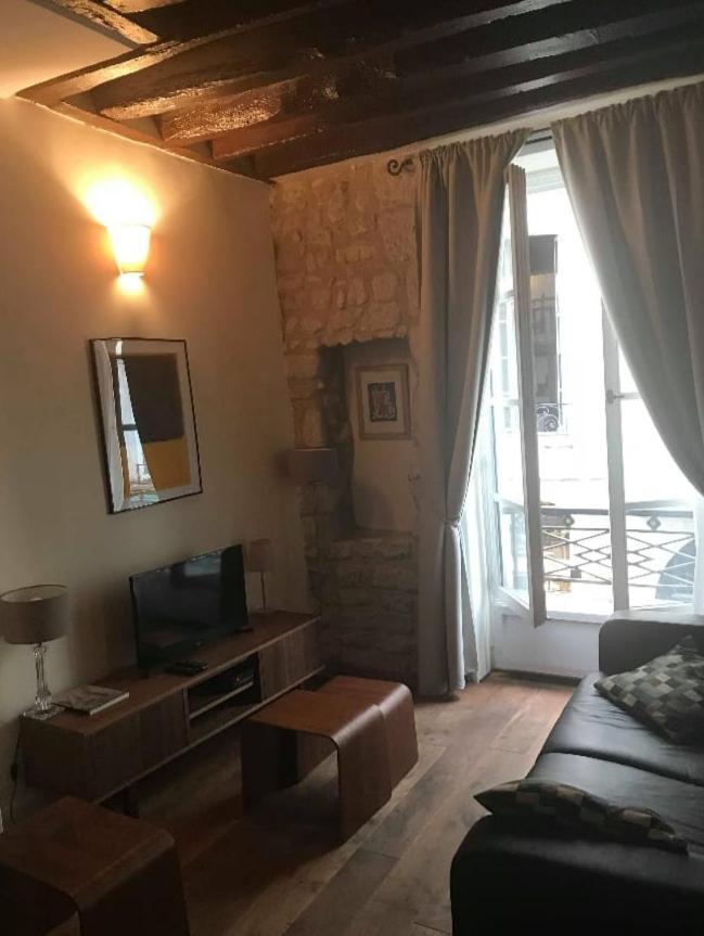 Apartment Notre Dame Paris