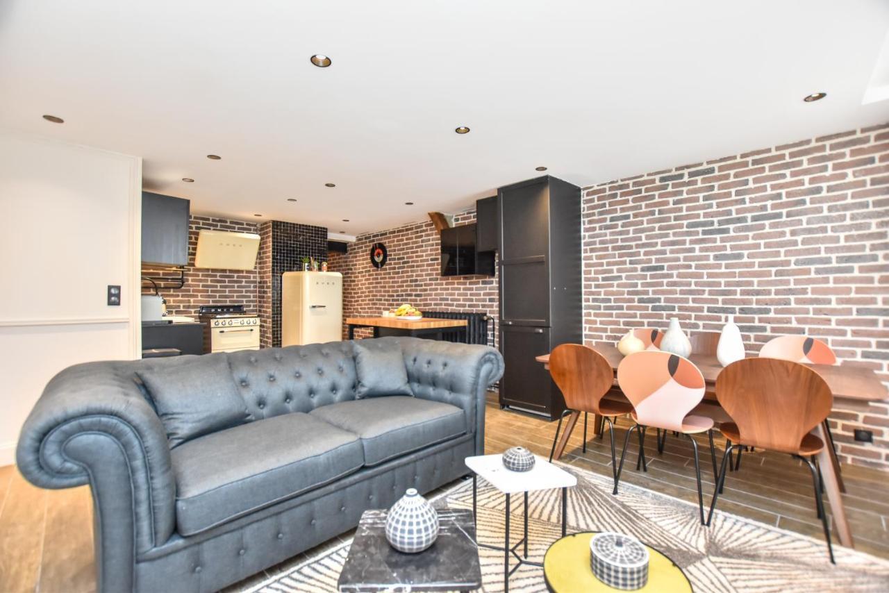 Apartamento Cmg Nazareth / Republique
