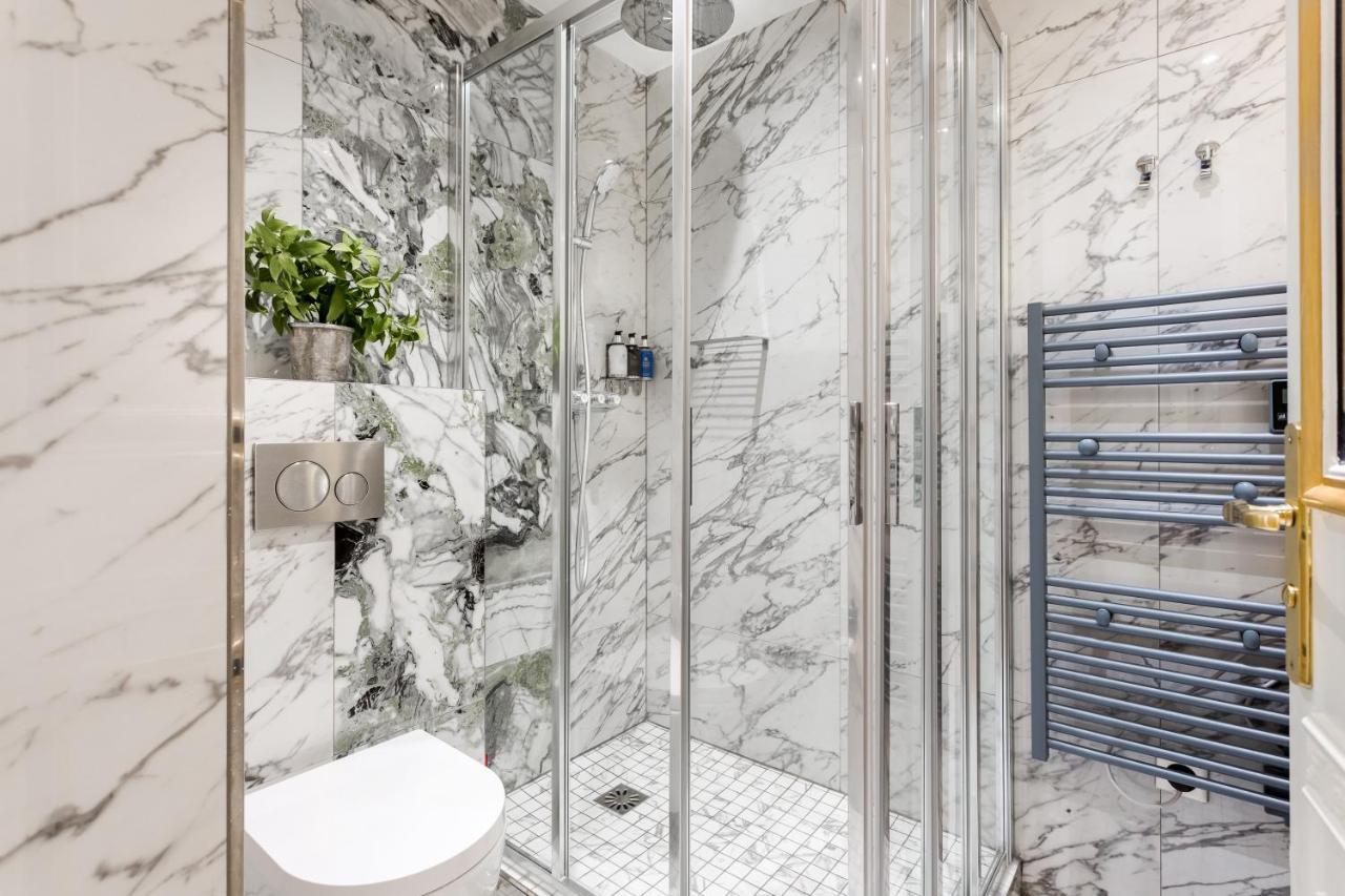 Apartment Merveil - Luxury -champs Elysees- Ponthieu I Paris