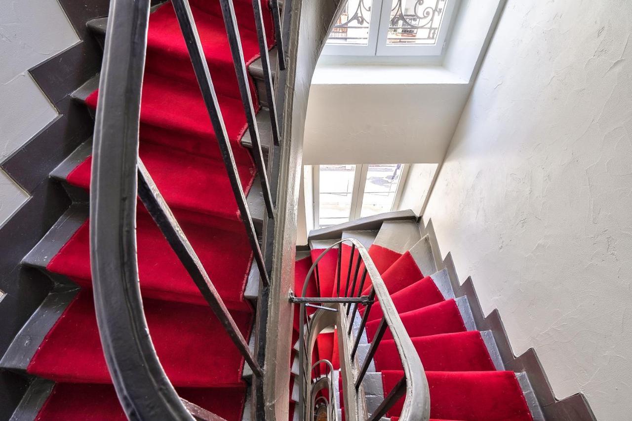The Perfect In The Heart Of Paris
