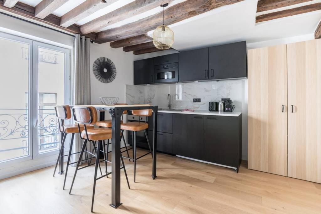 Appartement Grands Boulevards - 31 - Paris