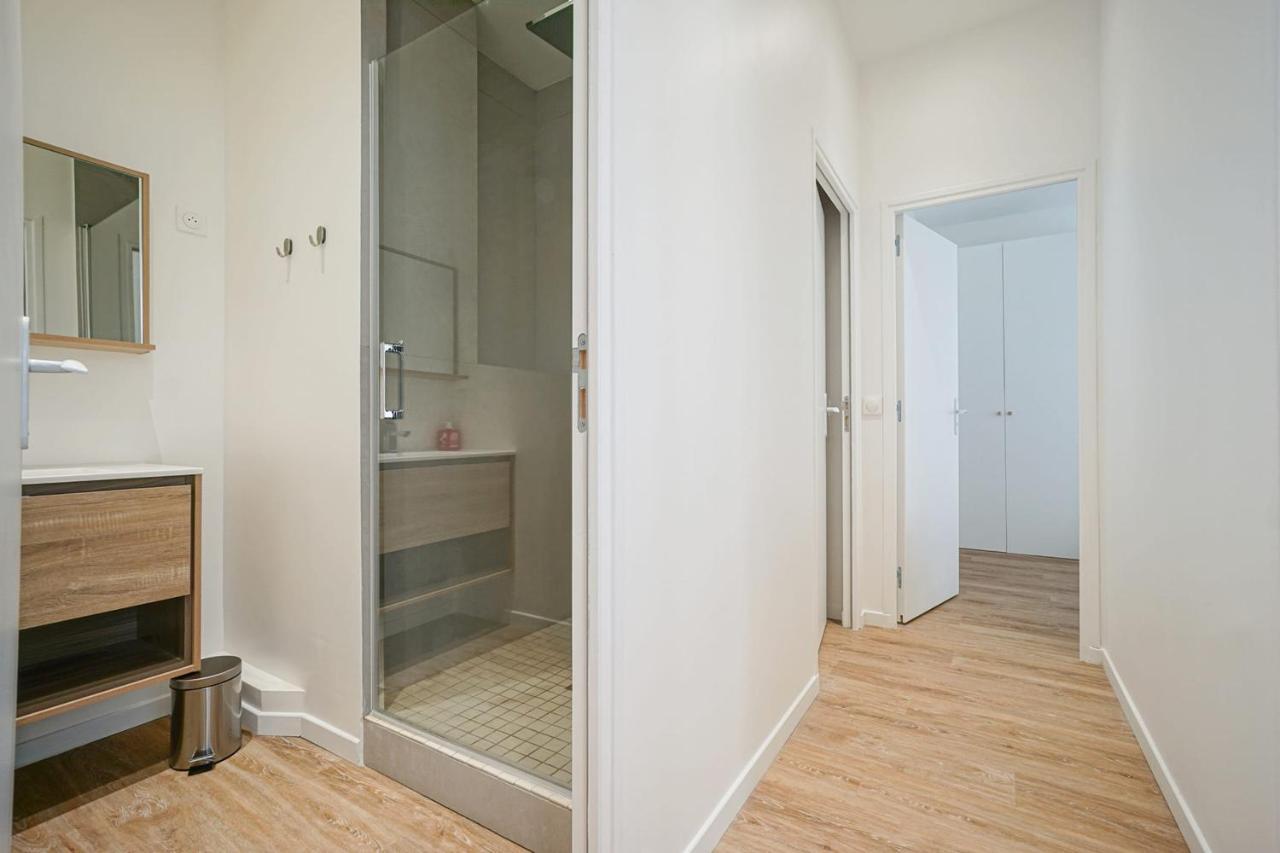 Spacious Appt Close To Place Monge