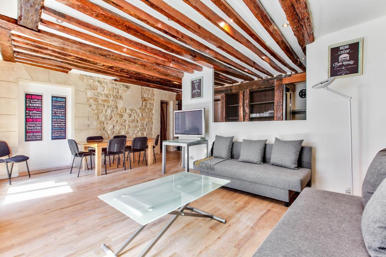 Appartement 43- Parisien Flat Boulevards Paris