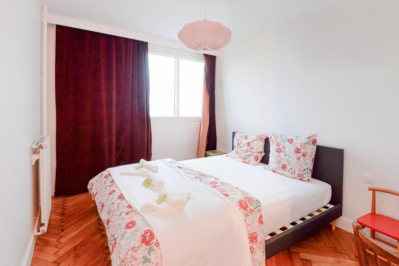 Apt In Height On The Canal View On All Apartment *
