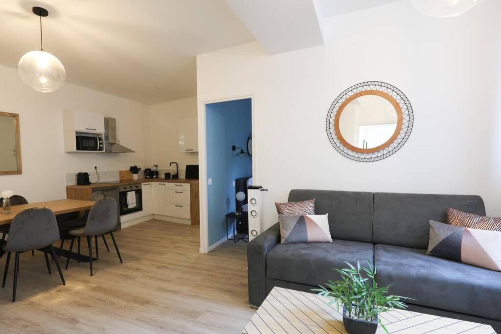 Pois3fond Large At Poissonniere - 4p Apartment