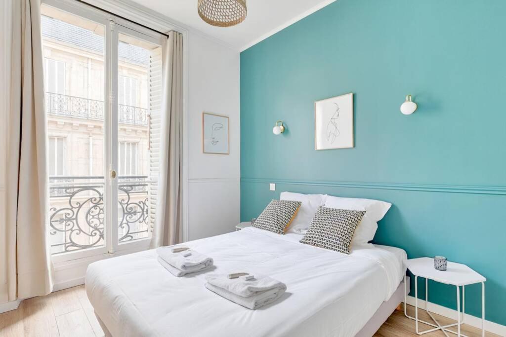 Cocooning Near Champs-elysee *