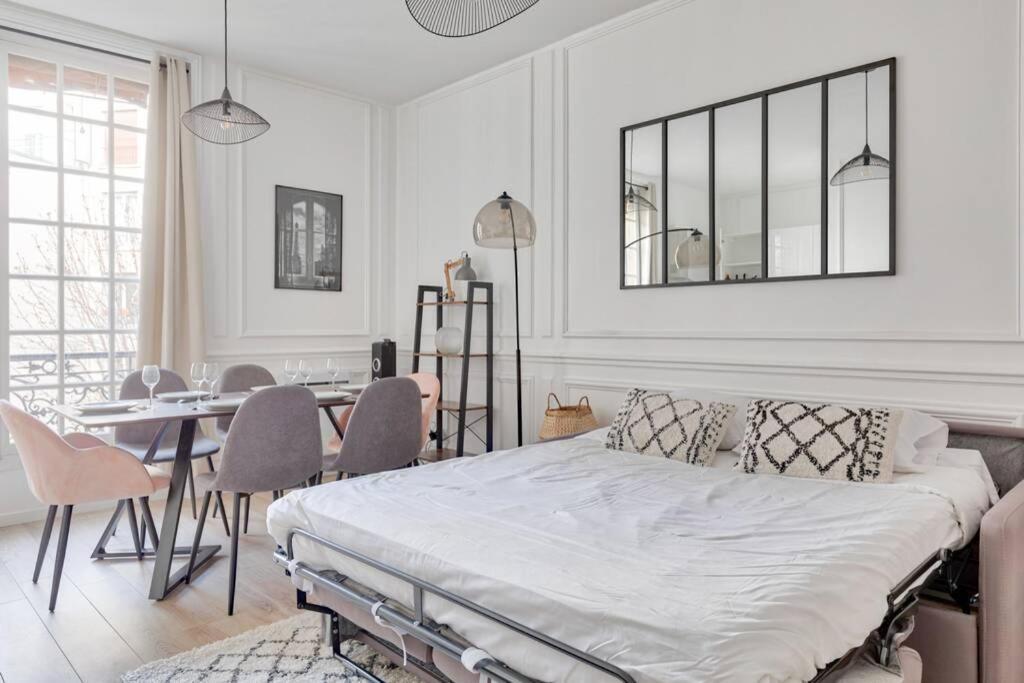 Cocooning Near Champs-elysee Apartment Paris
