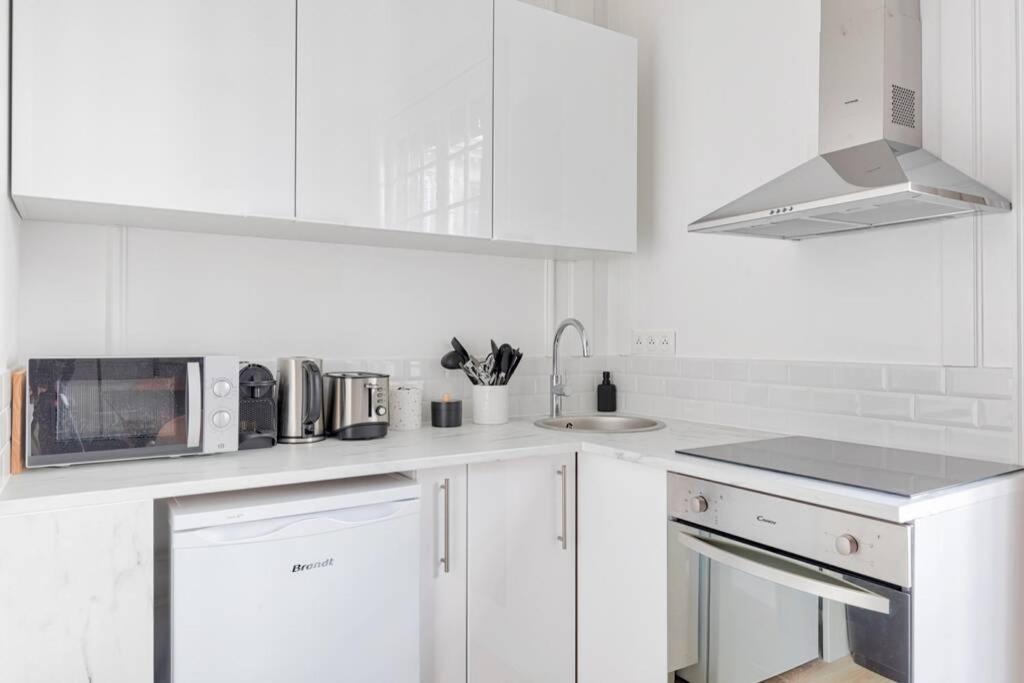Apartment Cocooning Near Champs-elysee