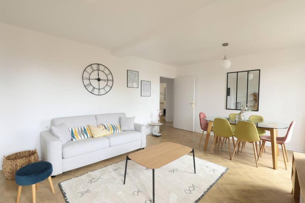Desiree Charming At Gambetta Appartement *