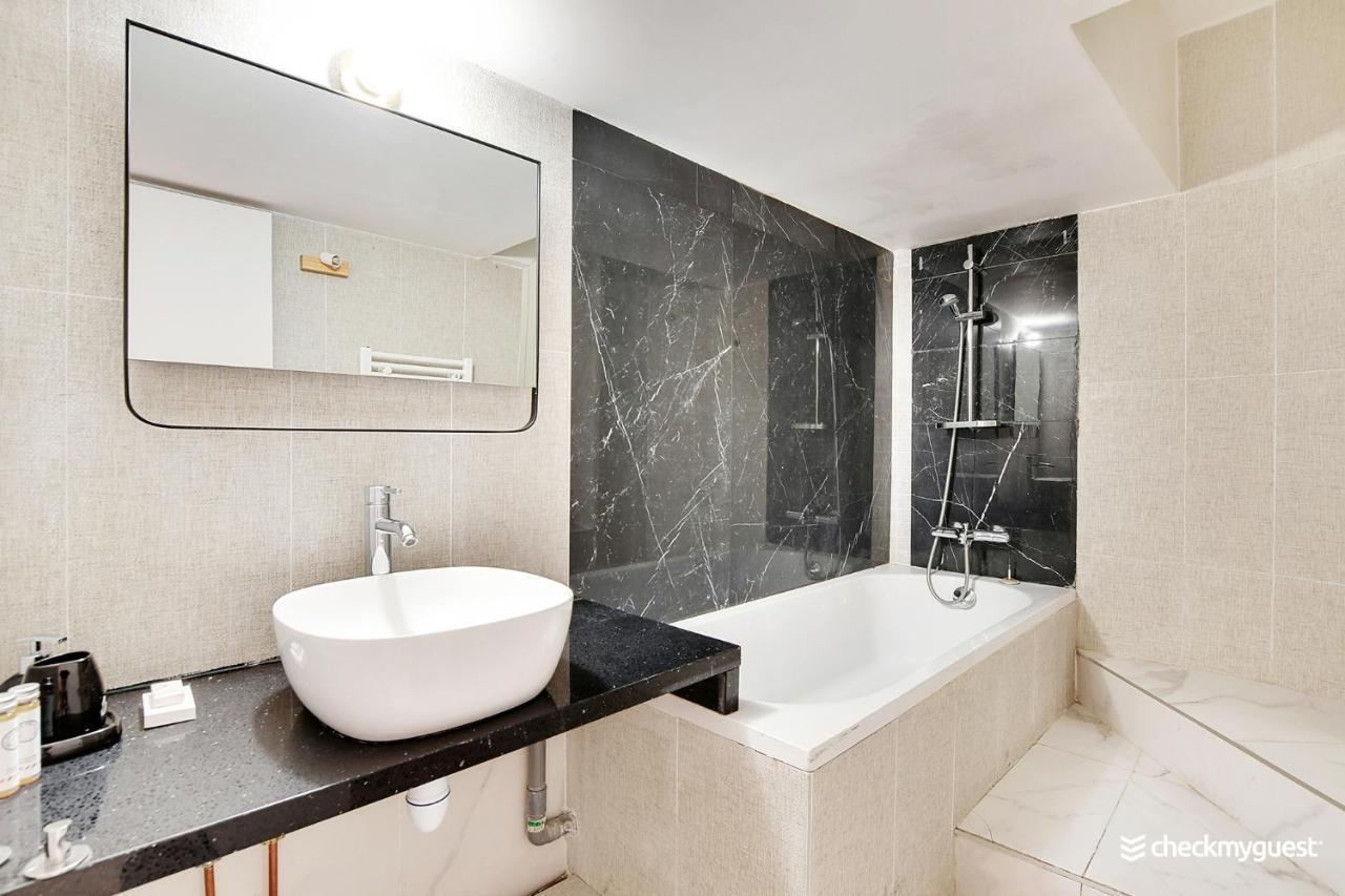 Apartamento Cmg Laferriere / Saint-georges Paris