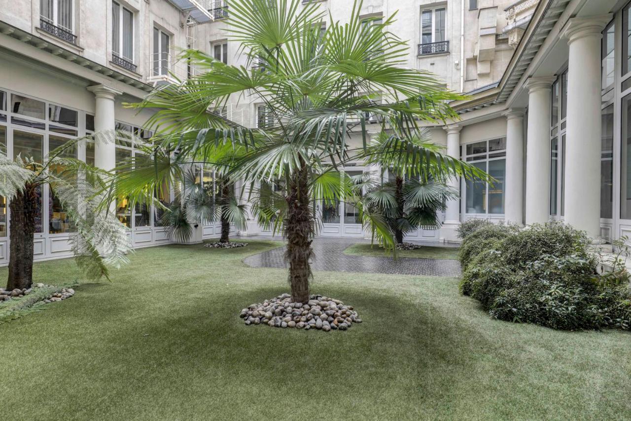 Bail Mobilite Appartement, Place Vendome, Opera