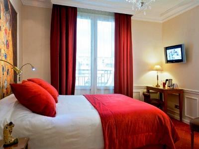 Hotel Timhotel Tour Montparnasse 3*