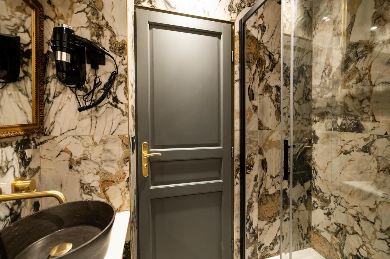 Pick A Flat'S Apartements In Champs Elysees - Rue Du Colisee