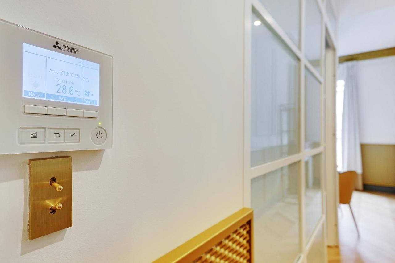 Pick A Flat'S Apartements In Champs Elysees - Rue Du Colisee Apartment *