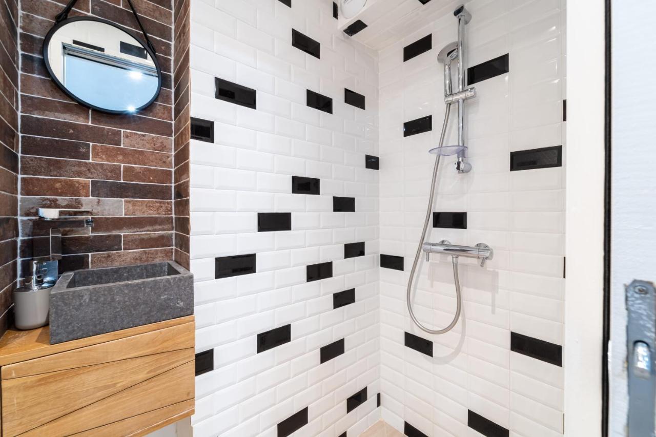 Apartement Between Pigale And Gare Saint Lazare - Ii Apartment