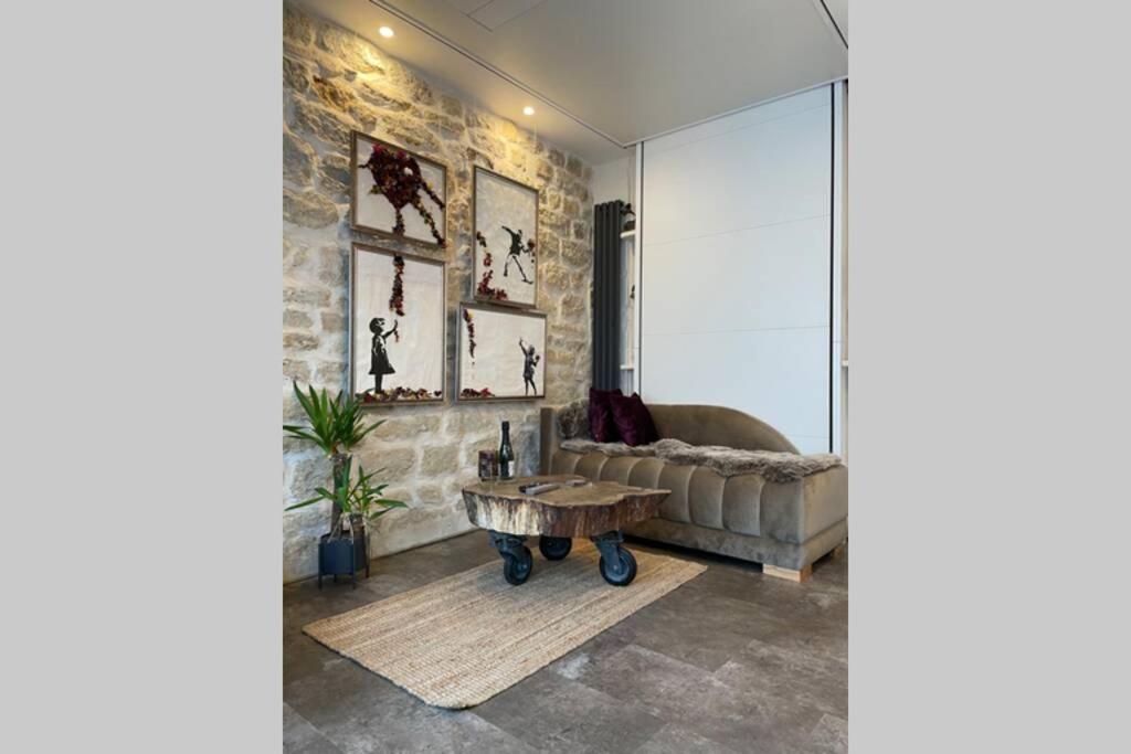 Appartement Tiny Gallery Gare Montparnasse