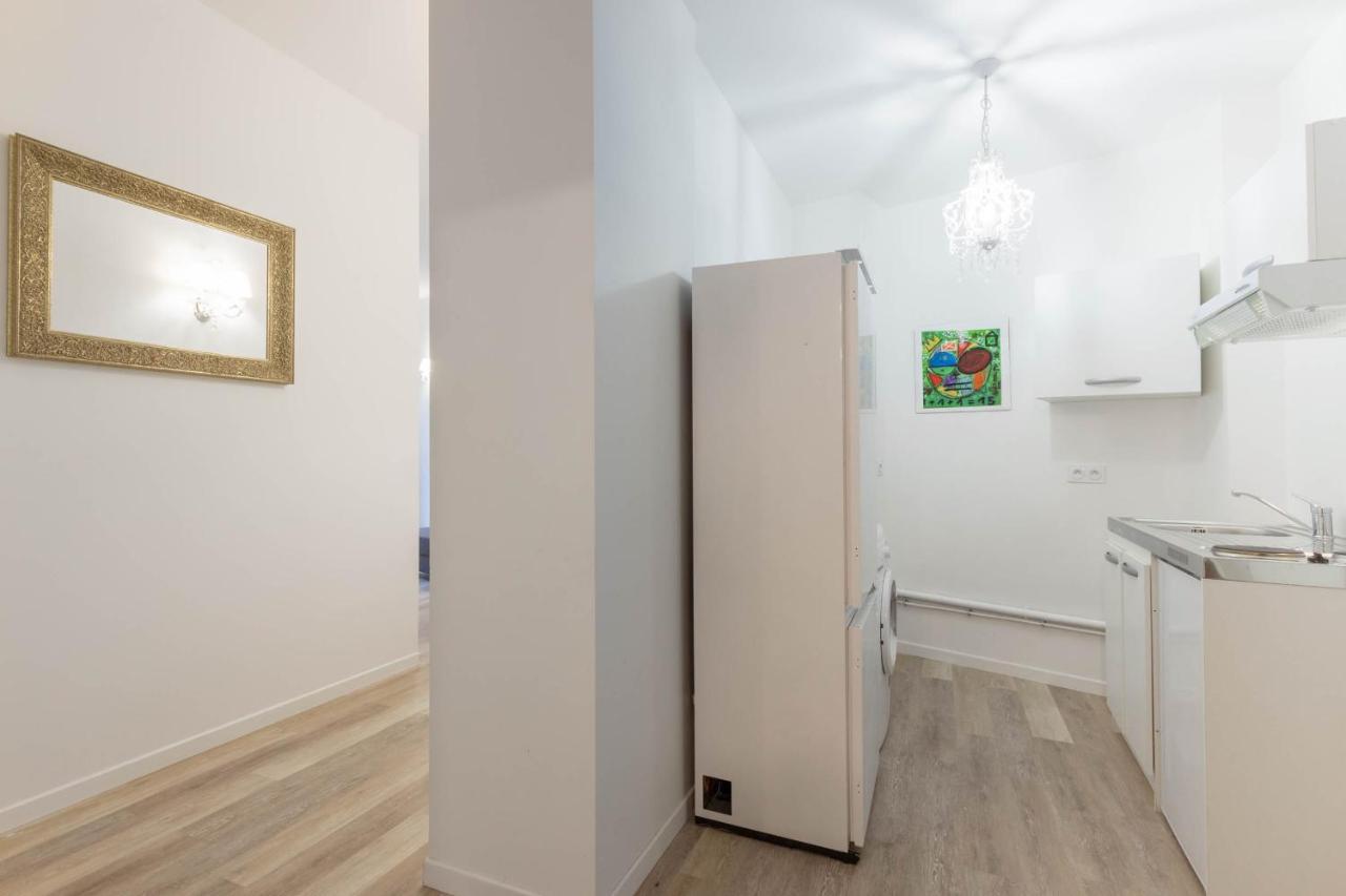 Apartment Marais Proche Du Theatre Renard