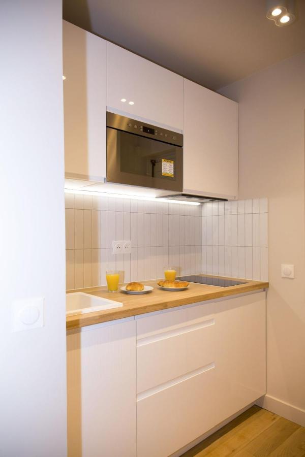 Apartment Studio Fonctionnel Et Moderne Place Clichy - 2p Paris