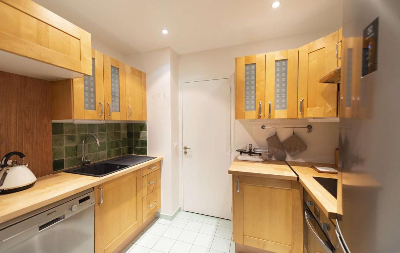 Pre-vert Apartment