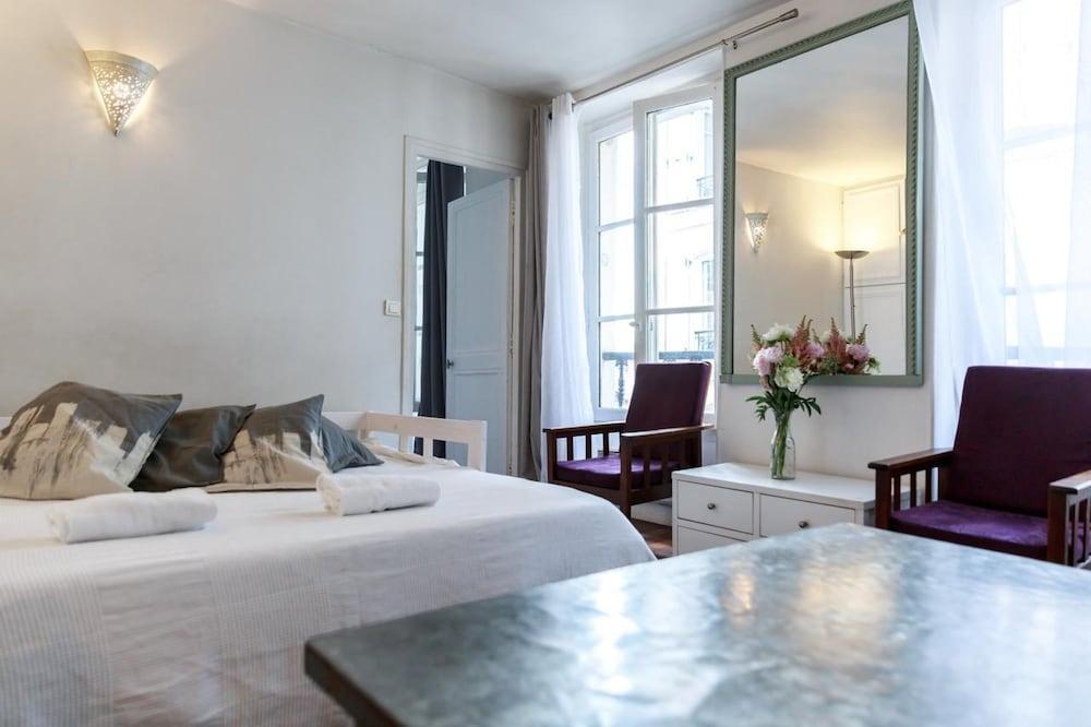 Montmartre Cezanne Apartment
