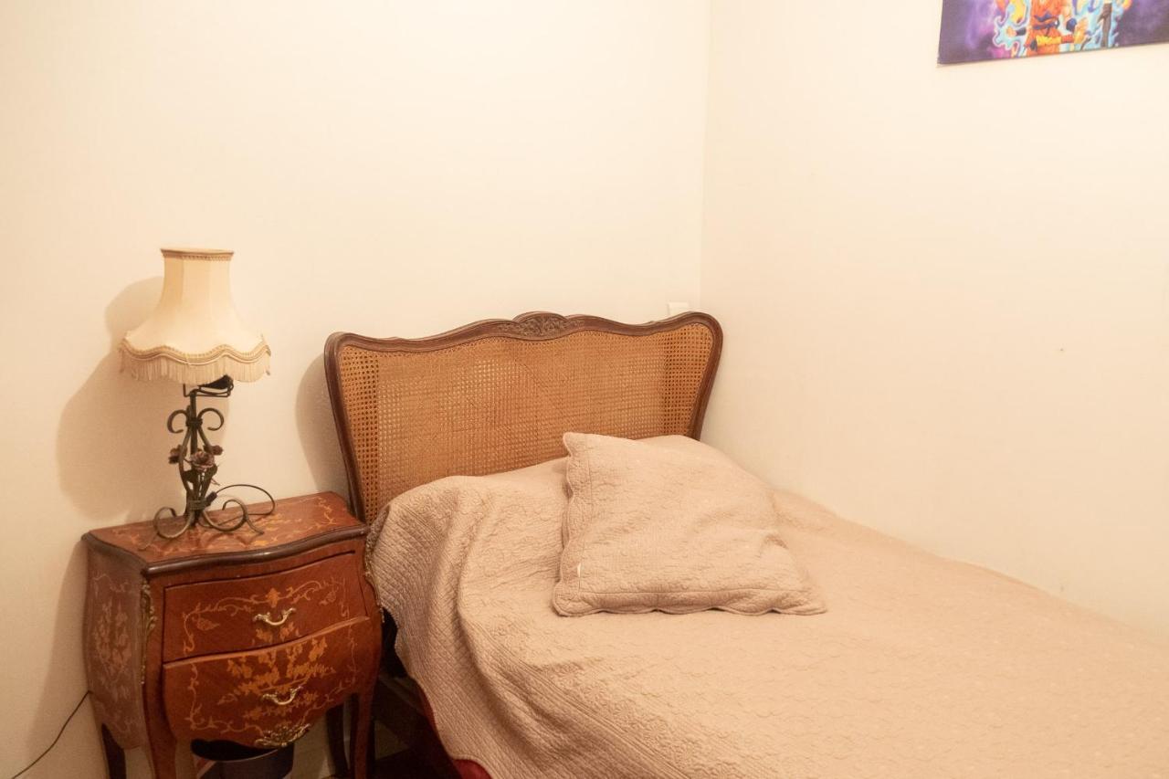 Superb In Trocadero Apartment