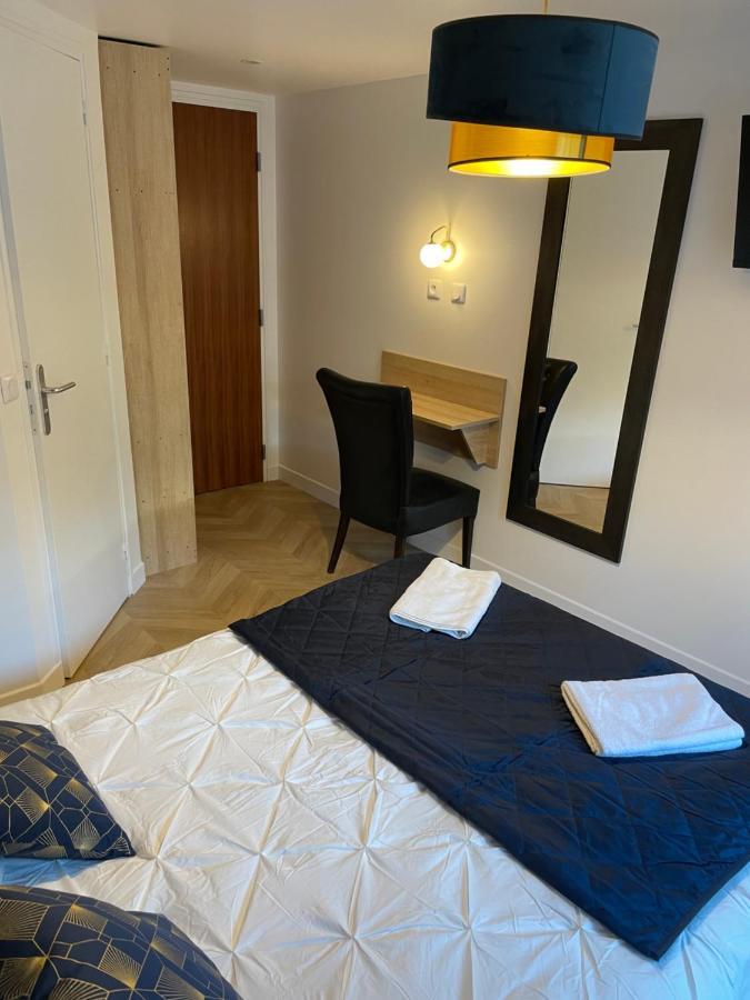 Menil Bon Temps Hotel