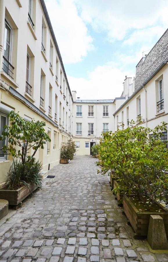 Nice 2 Bedroom Near Bastille Apartment *