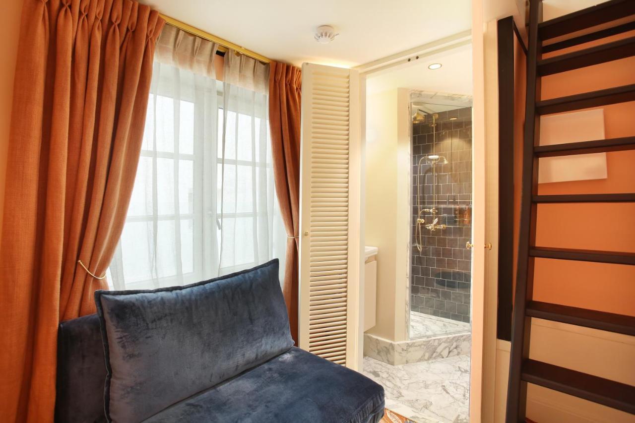 Pick A Flat's - A Bedroom In Le Marais * Paris
