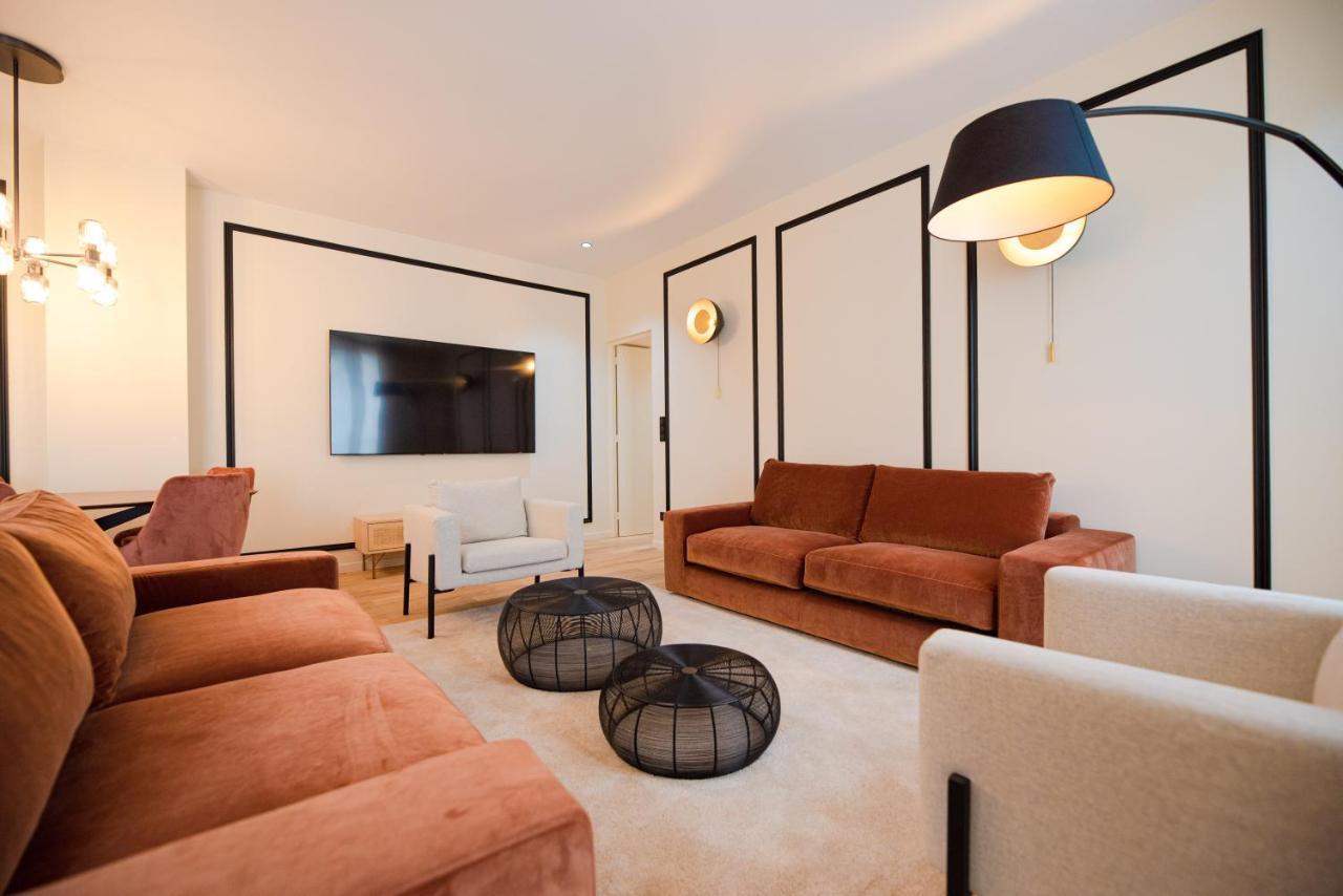 Mbm - Echiquier * Paris