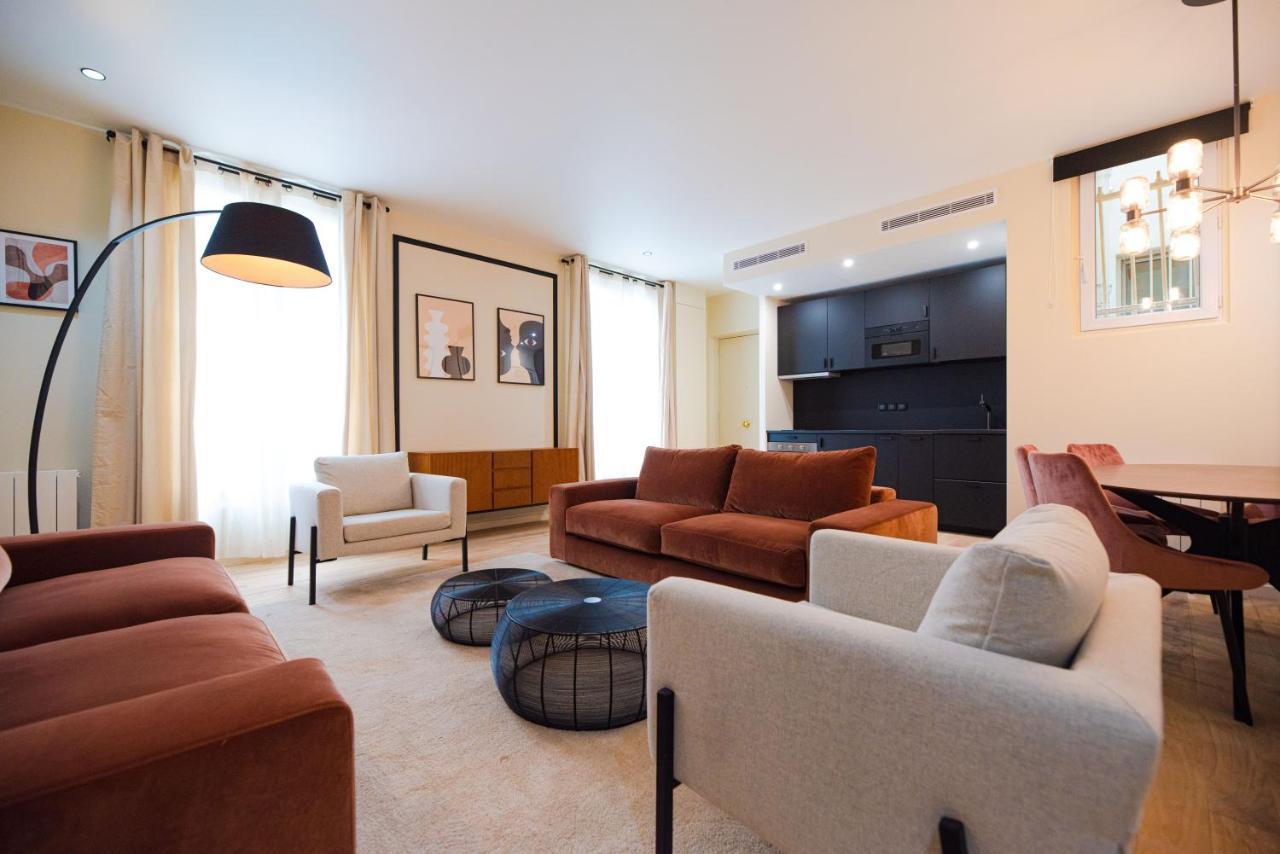 Mbm - Echiquier Apartment