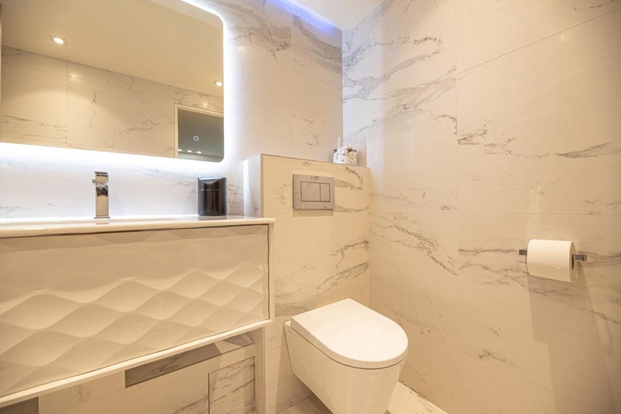 Apartment Mbm - La Tour Paris