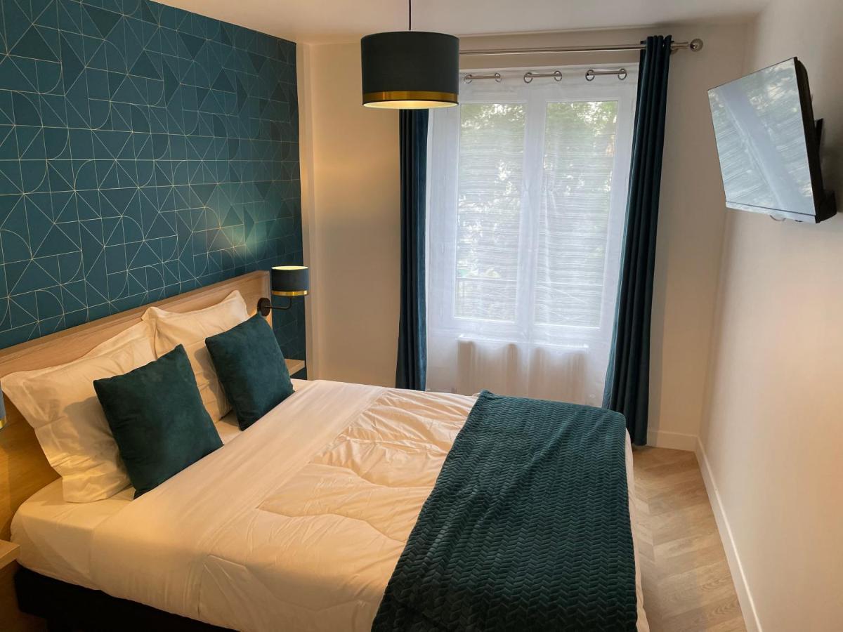 Menil Bon Temps Hotel Paris