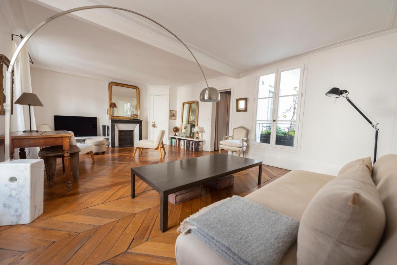Apartment Roulette Paris