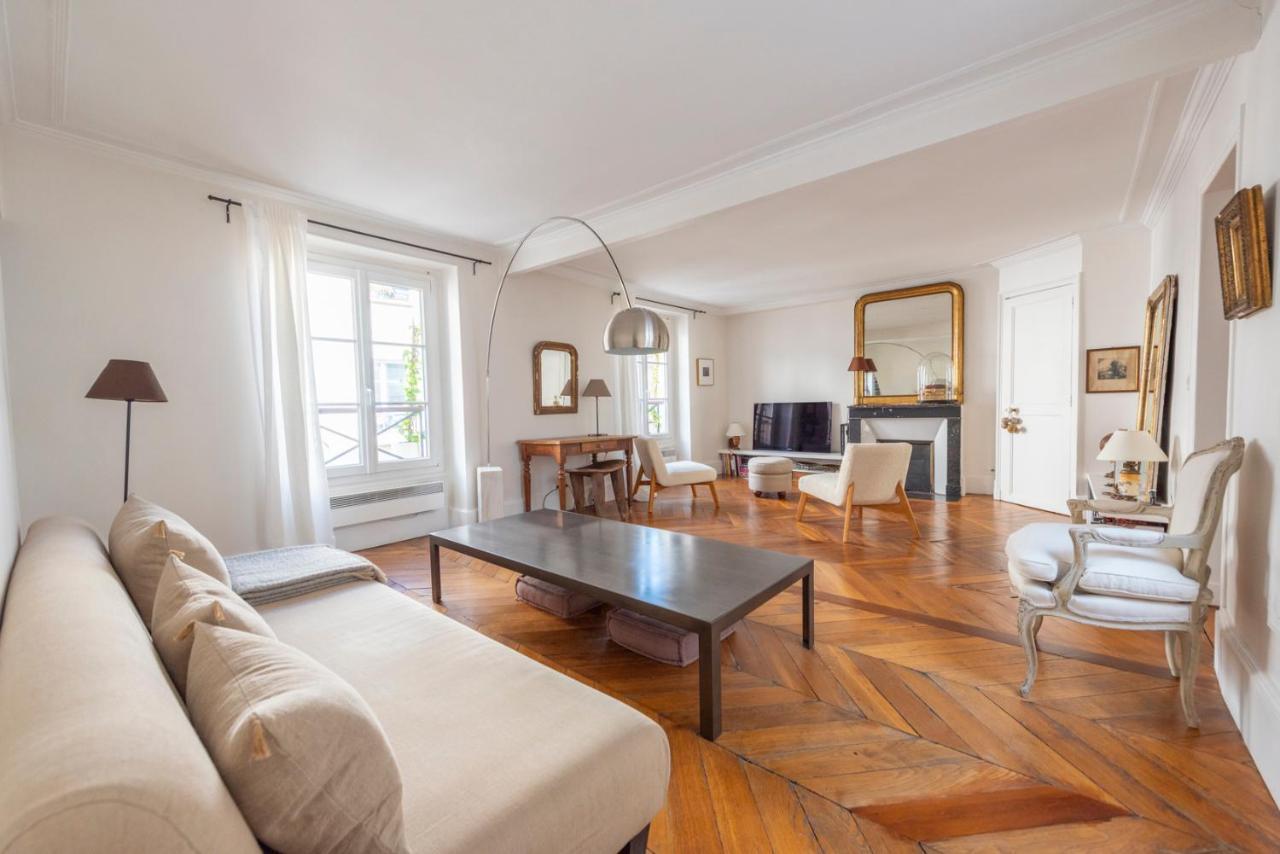 Apartment Roulette Paris