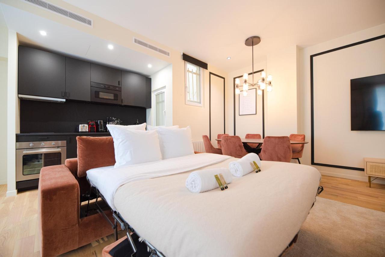 Mbm - Echiquier Apartment