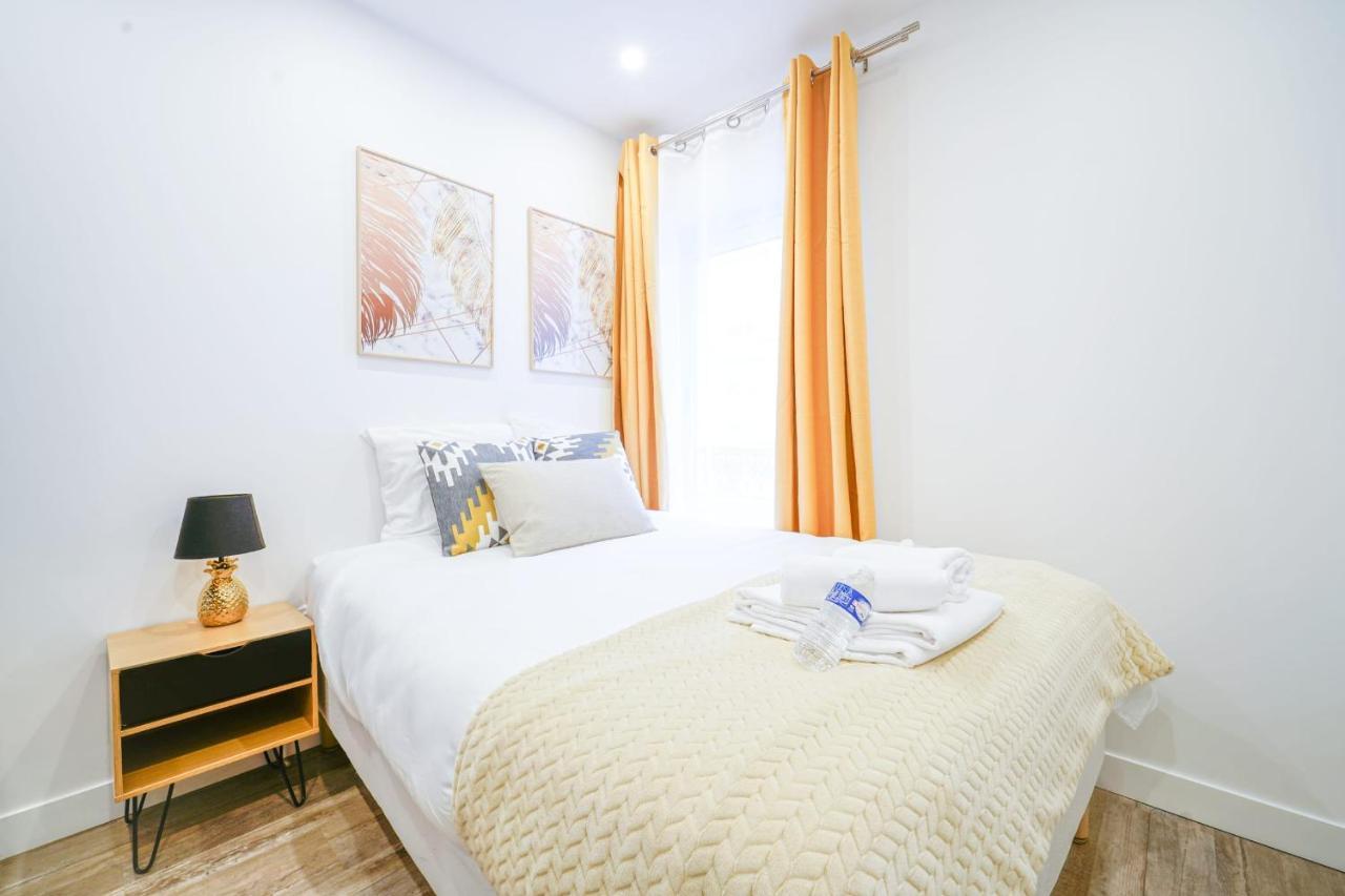 New Studio In 8 Apartment Paris