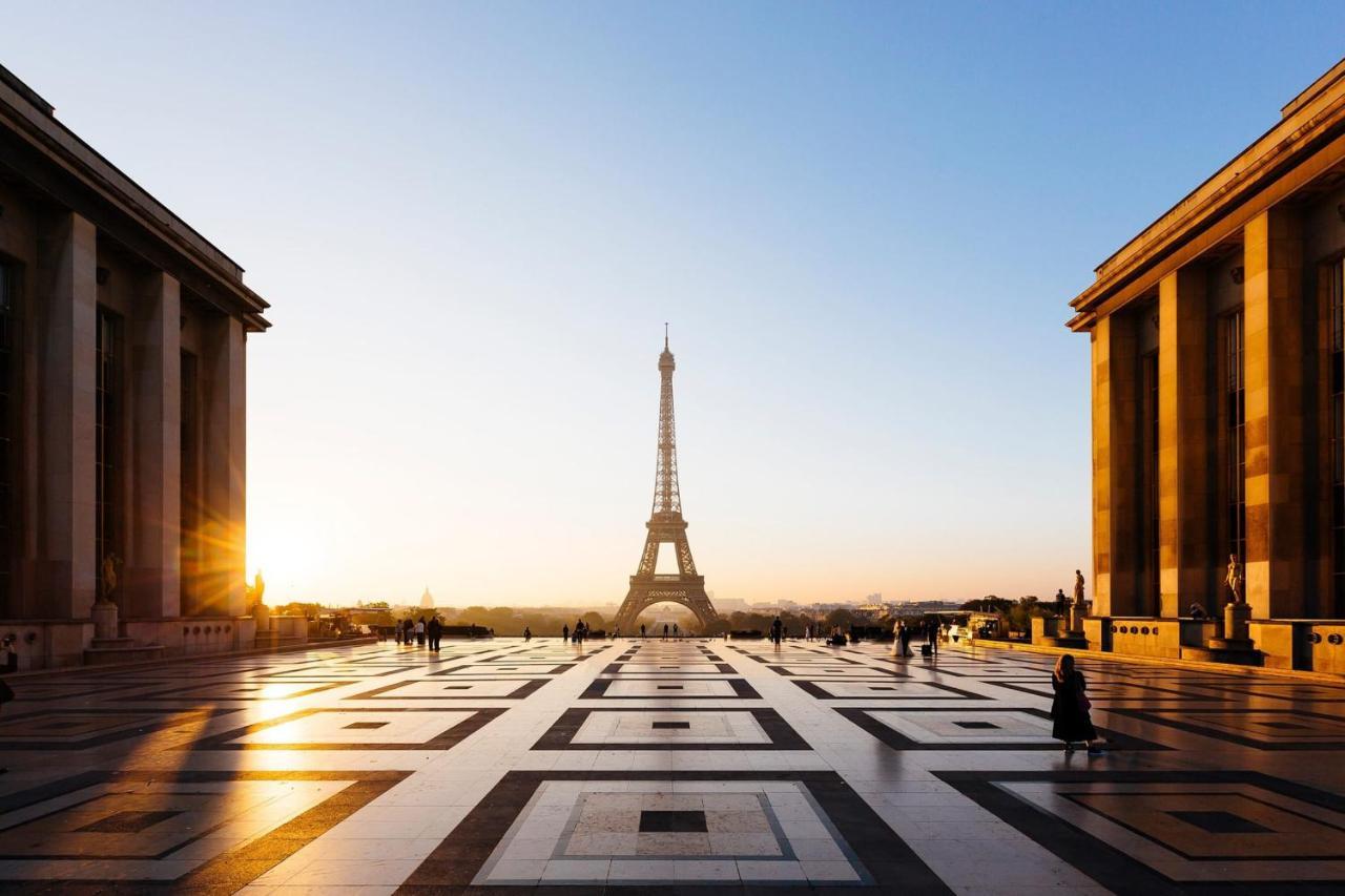 Superb In Trocadero Apartment