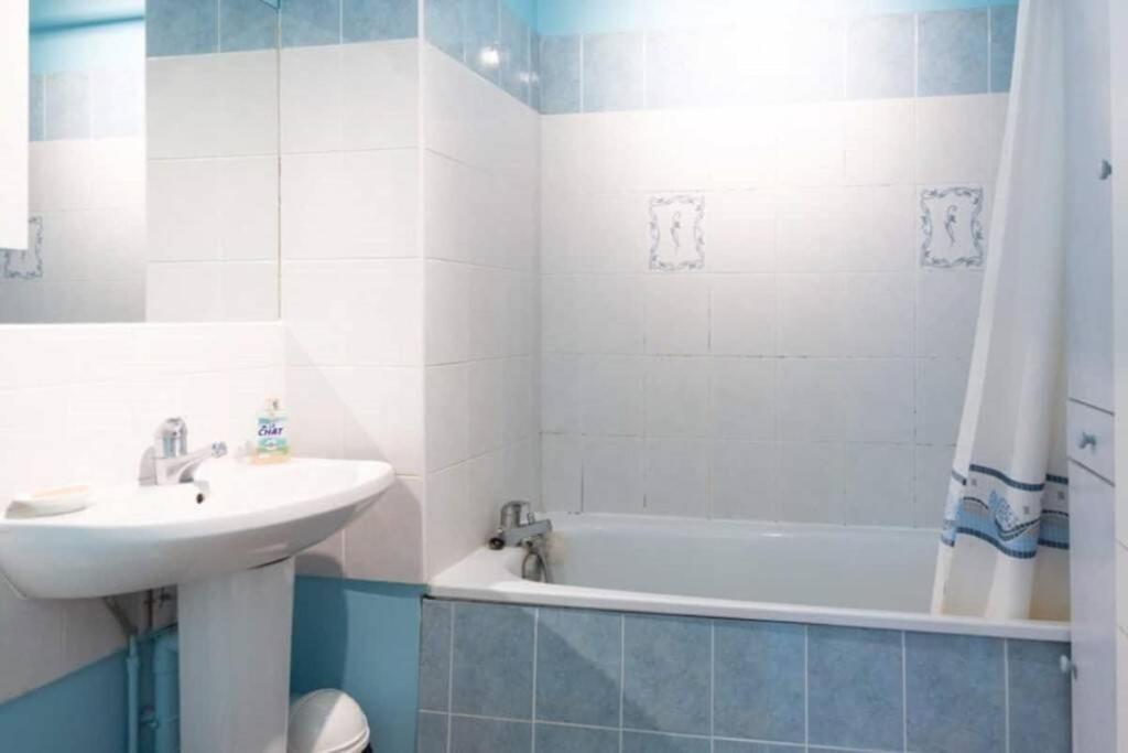 Appartement Beau Studio 4p - à 10 min de la cite de la musique *