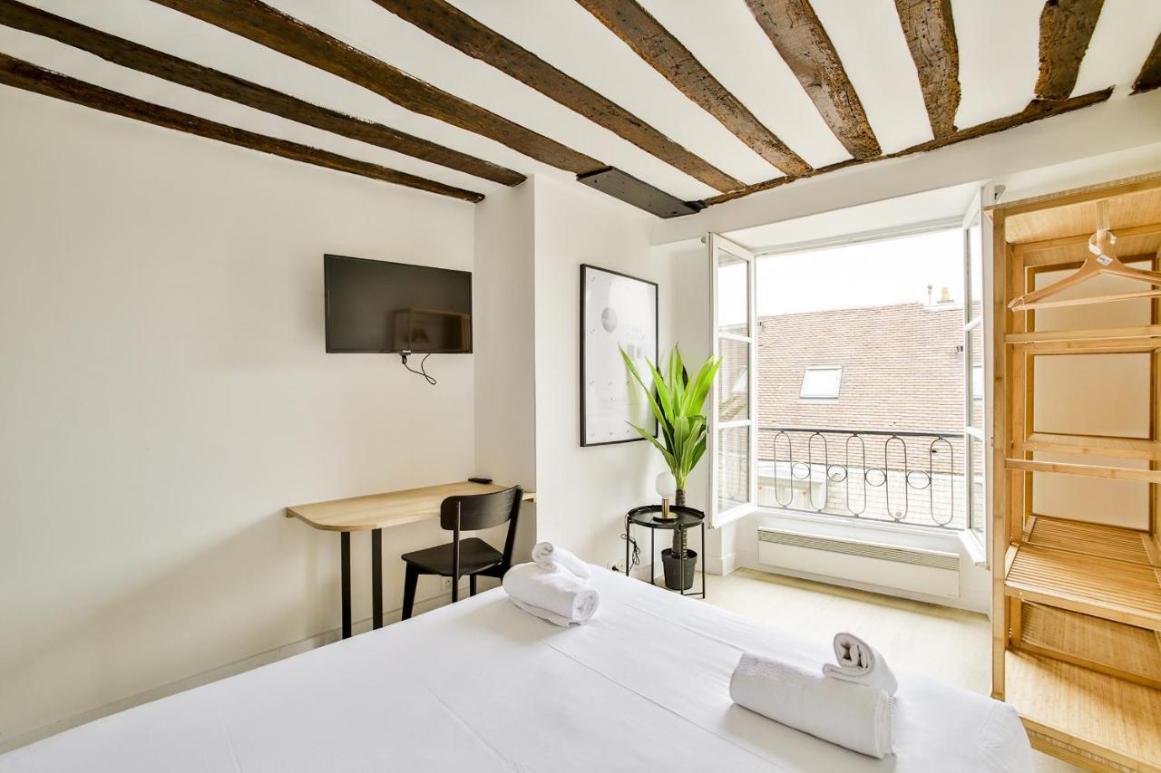 New&renovated Cosy Flat In The Marais !!! 4pers Paris