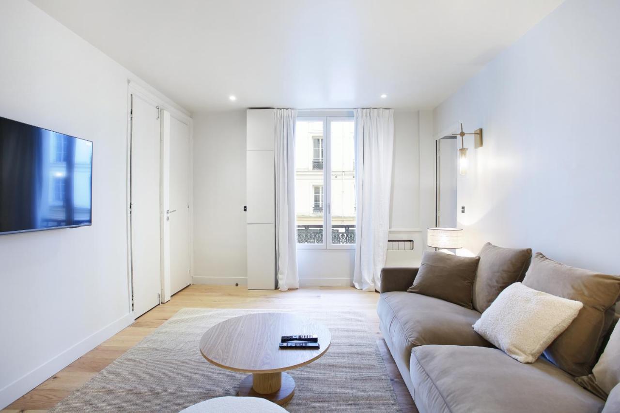 In The Center Of By Prestige Apartment Paris