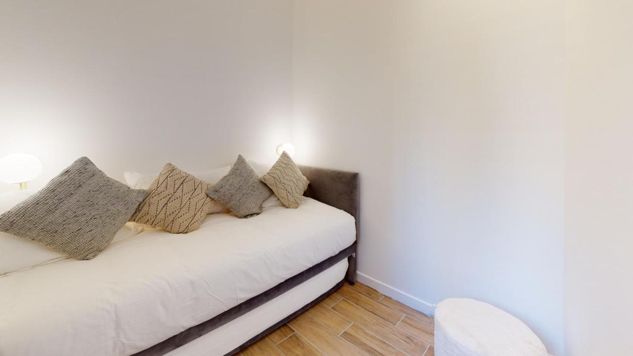 Superb And Cosy 2br In The Heart Of ! 3p Apartamento